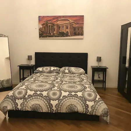 La Dimora Dell'artista Apartamento *