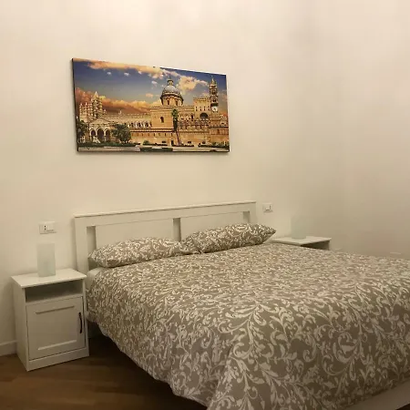 Апартаменты La Dimora Dell'artista Палермо